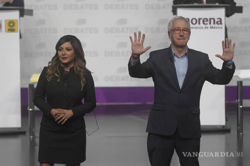$!El papel de Sandra Romandía y Javier Solórzano como moderadores también ha polarizado posiciones.