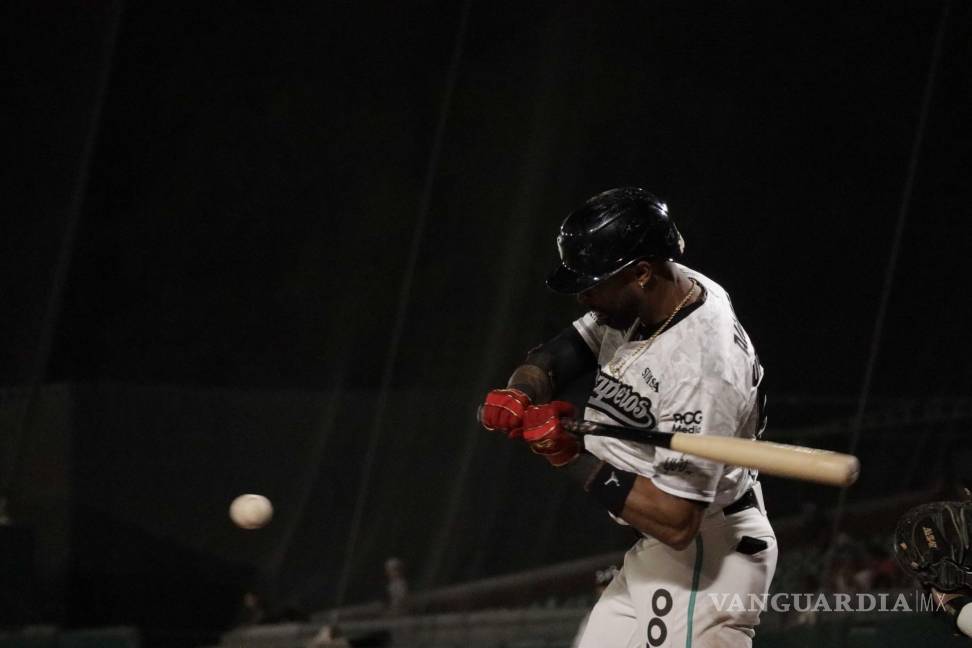 Saraperos le quita el filo a las garras de los Tigres