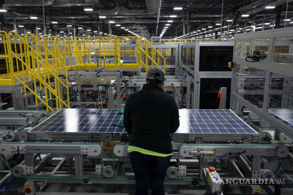 $!Para algunas industrias con operaciones en Estados Unidos, como la fabricación de energía solar, la perspectiva de aranceles más altos puede ser bienvenida.