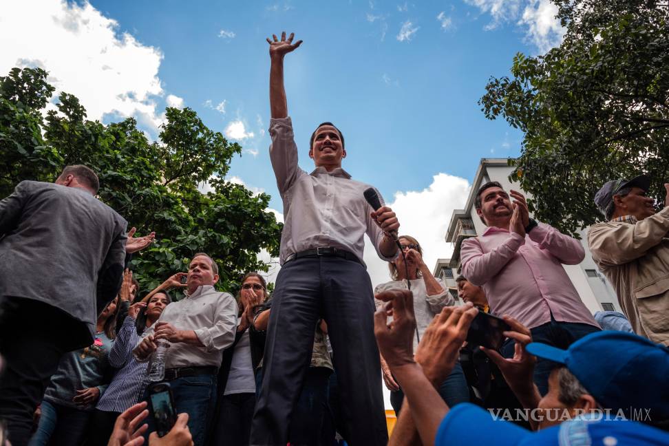 $!El líder opositor Juan Guaidó habla en un mitin en Caracas, Venezuela, el 11 de enero de 2020.