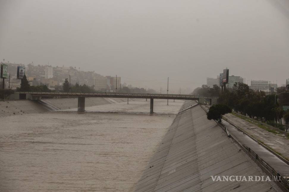 $!Canalización Del Río de Tijuana tras las intensas lluvias del fin de semana.