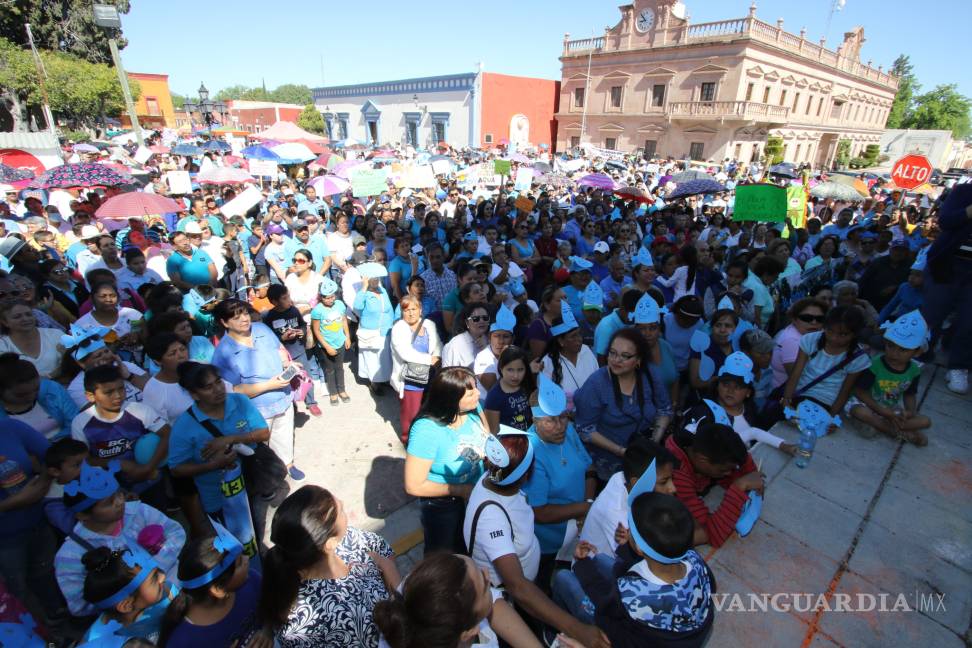 En Coahuila se ‘levanta’ Parras en defensa del agua; reclamo llega a AMLO