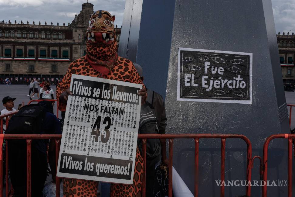 Ordenan a la Sedena conservar expedientes sobre caso Ayotzinapa