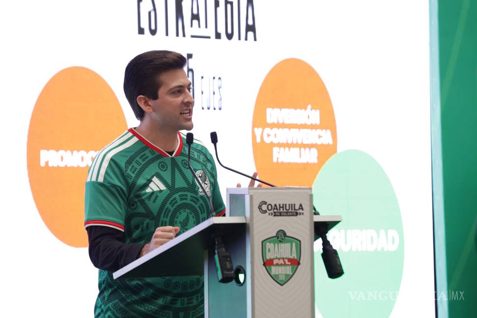 $!El jefe de Gabinete y Proyectos Estratégicos, Blas Flores, explicó los cinco ejes de la estrategia Coahuila para el Mundial.