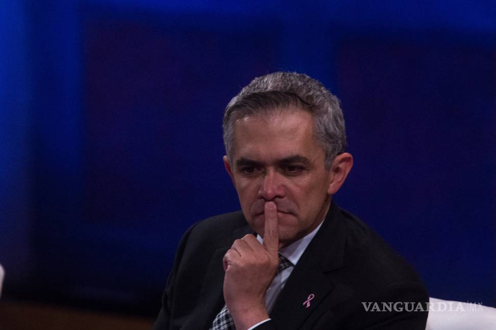 Mancera: hay condiciones para que en 2016 salario mínimo se fije entre 82 y 85 pesos diarios