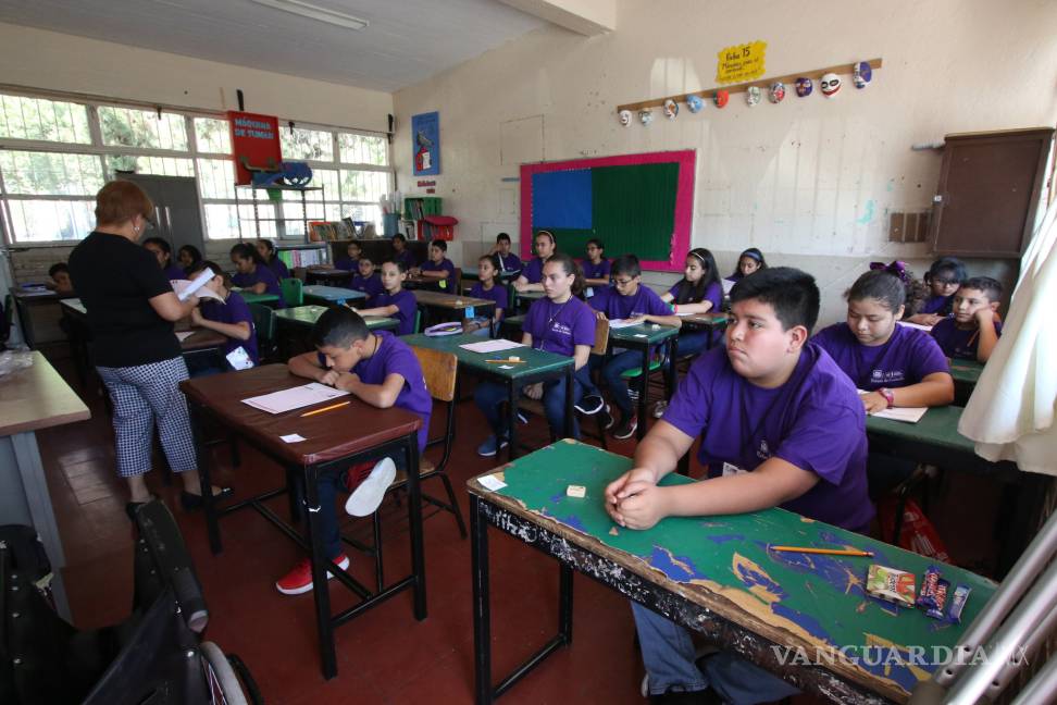 A examen los 158 alumnos más inteligentes de Coahuila en la Olimpiada del Conocimiento