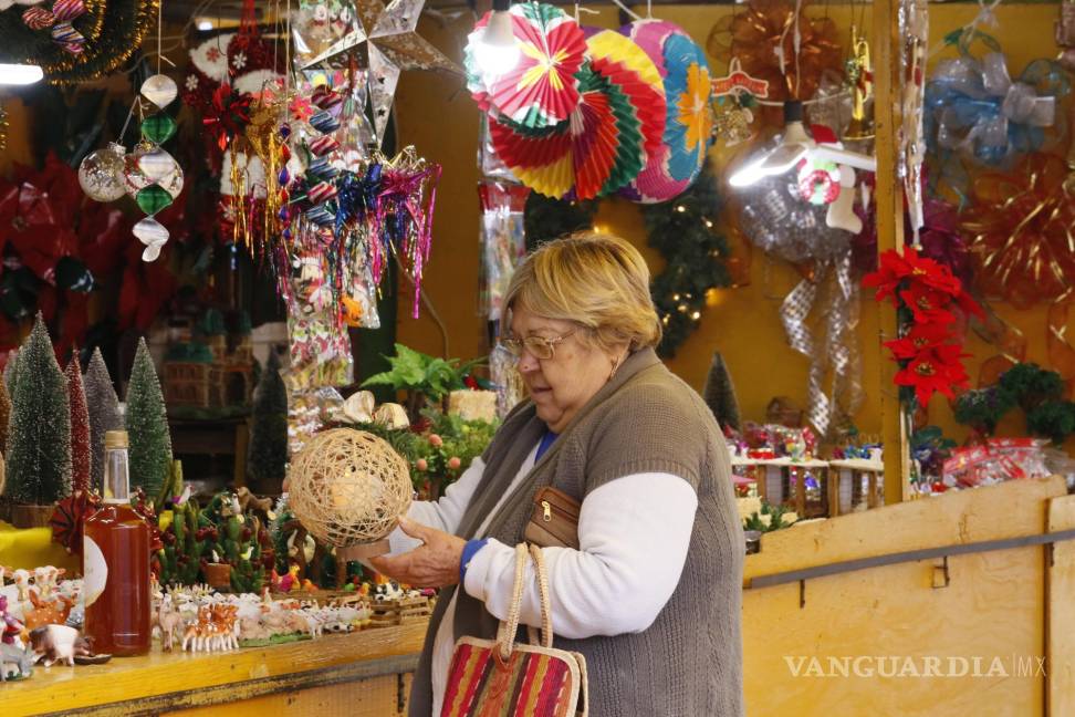 ¡Ya huele a Navidad! Comienzan a instalarse mercados navideños en Saltillo