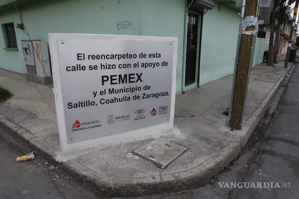 Dan crédito a Pemex por recarpeteo de calle en Saltillo
