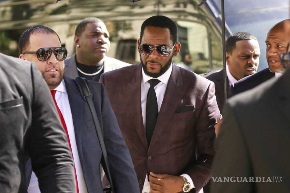 R. Kelly se declara inocente de tráfico sexual en Nueva York