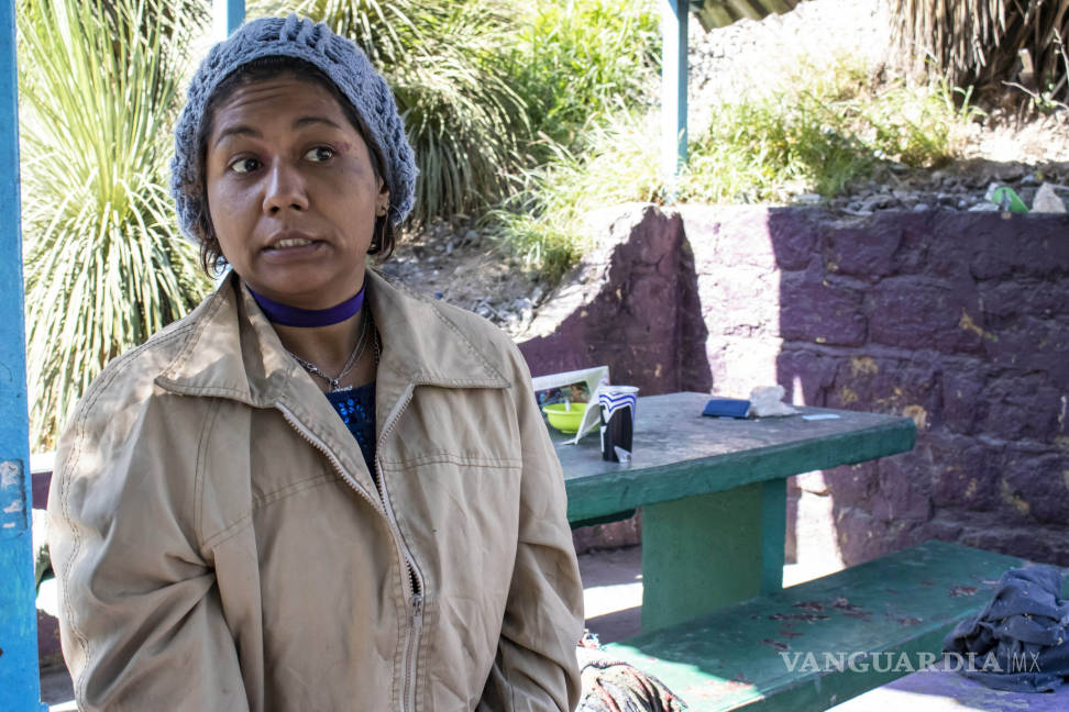 $!Convierten migrantes en refugio al Parque Hundido de Saltillo