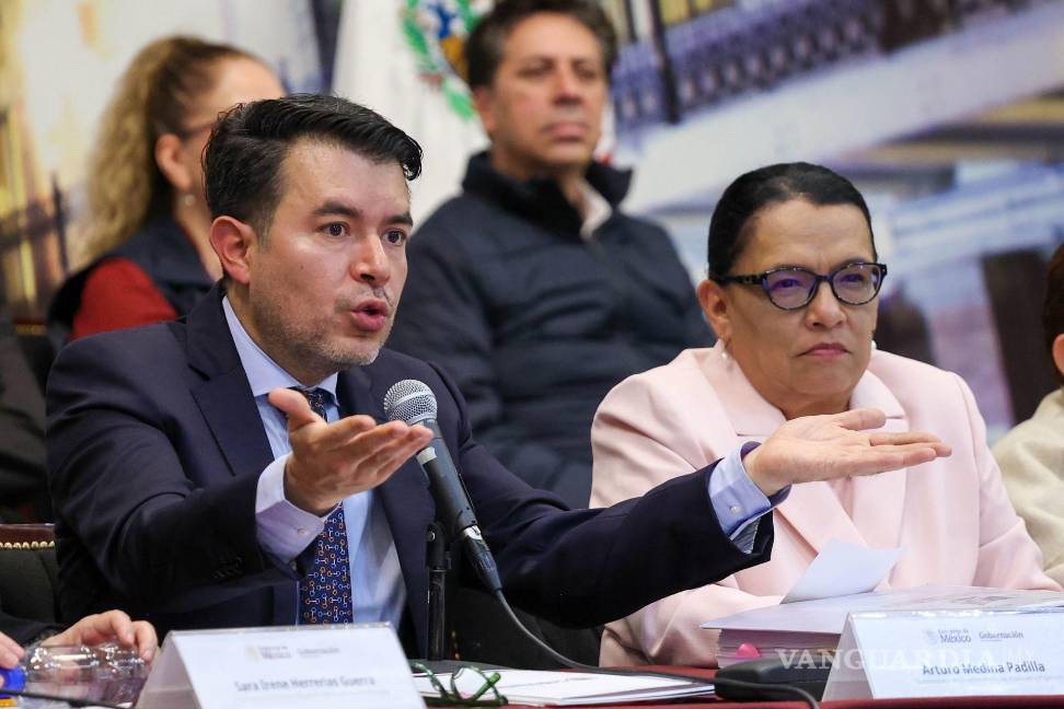 $!Félix Arturo Medina Padilla, Subsecretario de Derechos Humanos, Población y Migración durante la presentación del informe de avances de las mesas de diálogo.