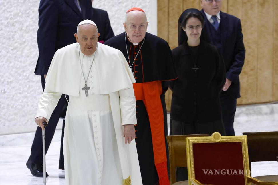 $!El papa Francisco, el cardenal Fernando Vergez y Raffaella Petrini, desde febrero de 2025 gobernadora del Estado de la Ciudad del Vaticano.