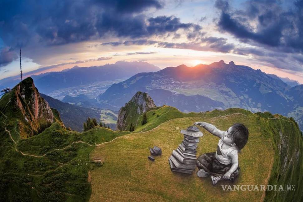 $!Una fotografía hecha con un dron muestra un cuadro gigante de ‘land art’ biodegradable titulado “Vers l’equilibre” del artista franco-suizo Saype.