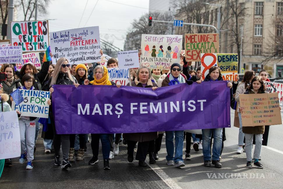 Mujeres alzan su voz en todo el para defender sus derechos y contra la violencia y la impunidad (fotos)