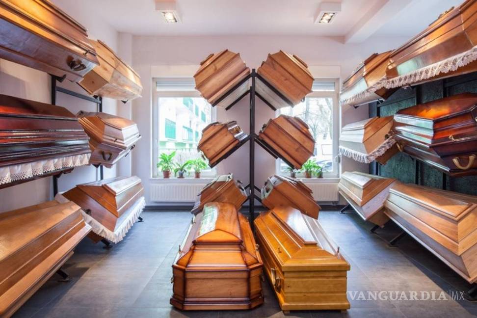 Funerarias de CDMX cobran el doble por servicio a fallecidos por COVID-19