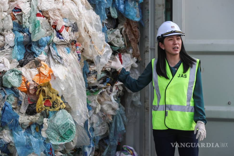$!Malasia devuelve 3 mil toneladas de plástico no reciclable a sus países de origen