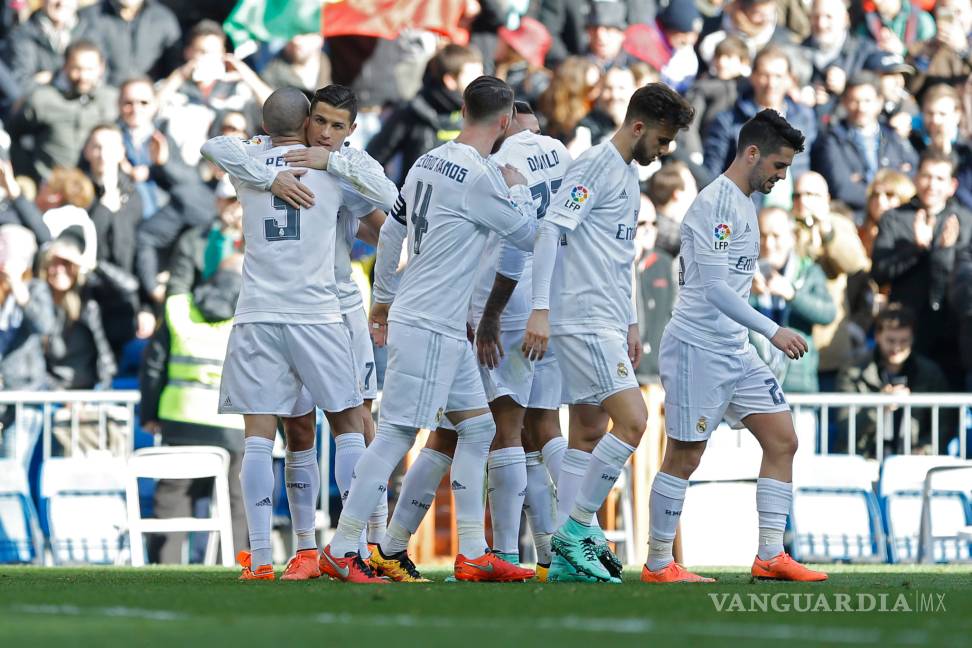 Cristiano sube el nivel del Madrid con cuatro tantos