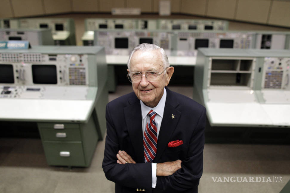 $!Chris Kraft, primer director de vuelo de la NASA fallece a los 95 años