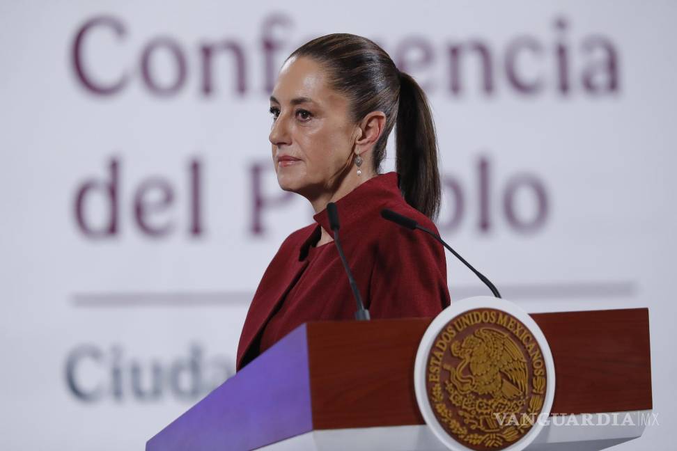 $!Claudia Sheinbaum reveló que en su llamada con Mark Carney, coincidieron en que mantendrían el acuerdo comercial siempre entre Canadá y México.