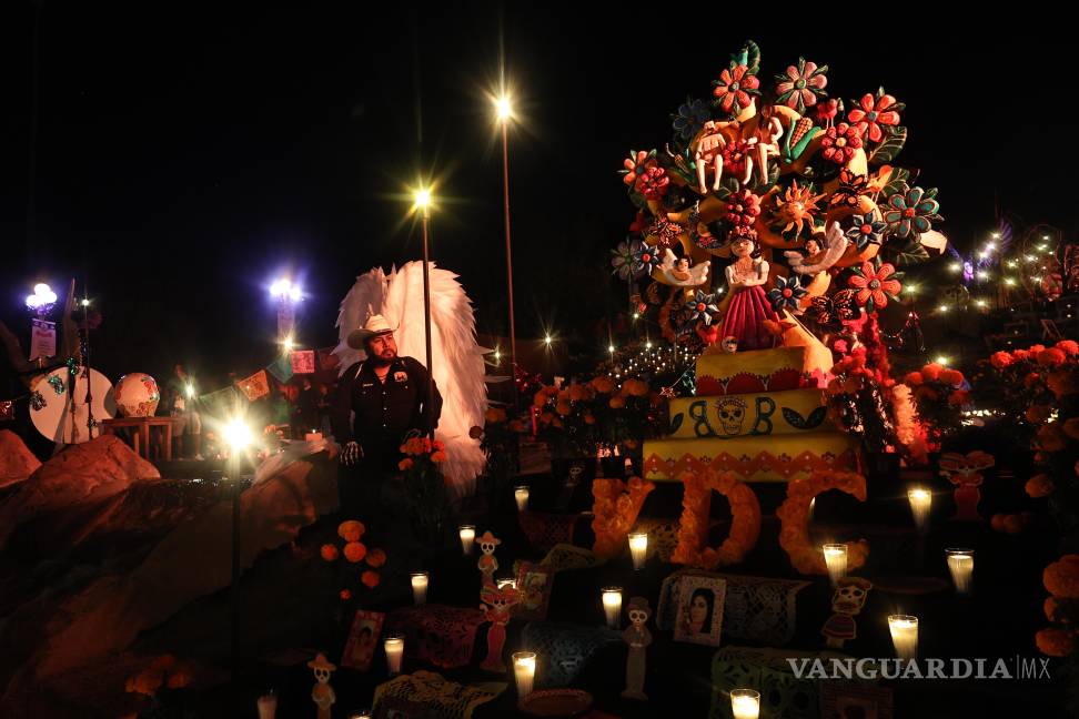 $!Más de 120 mil personas visitaron el Magno Altar del Parque Las Maravillas en Saltillo