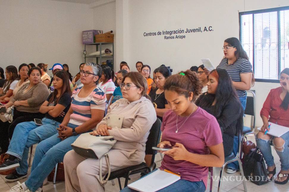 $!Mil mujeres participan en el programa “Echadas pa’ delante”, cursando la preparatoria abierta con respaldo del Municipio.