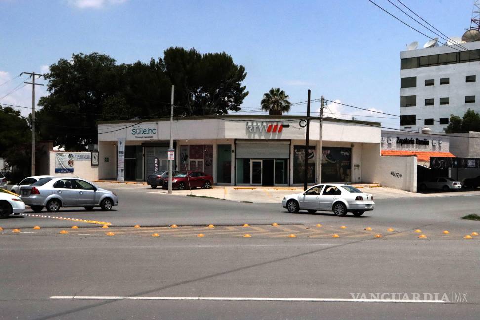 $!La falta de una señalización clara es la causa de que los accidentes viales sean recurrentes en ese crucero de la colonia República Oriente.