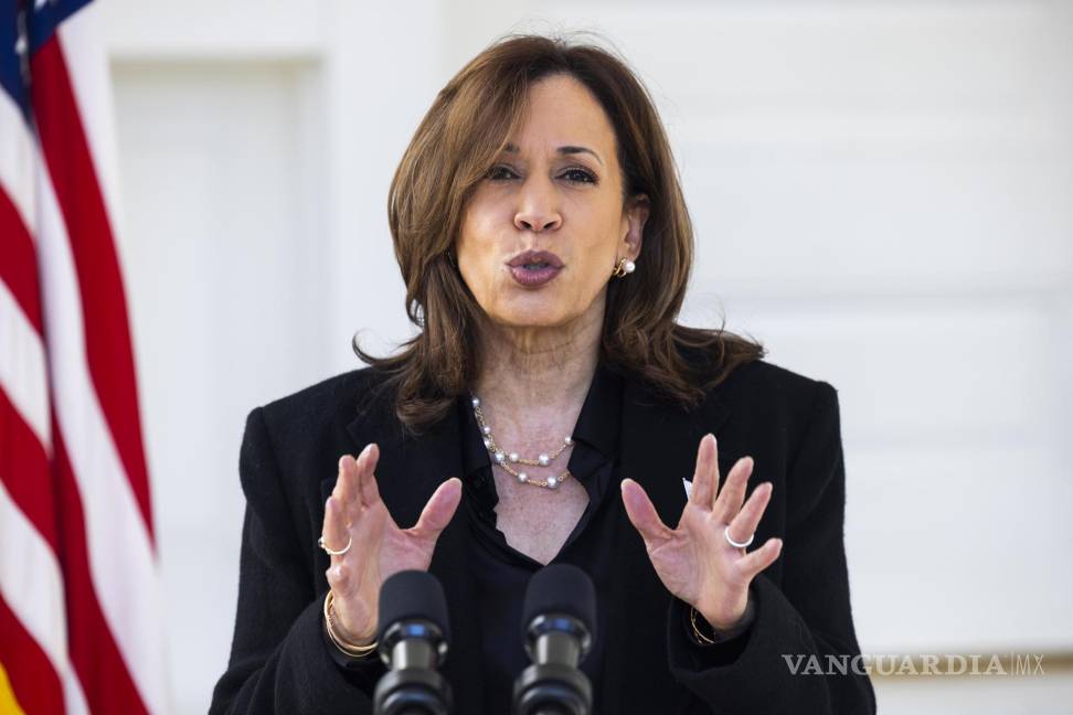 $!La candidata demócrata Kamala Harris habla sobre las recientes declaraciones de John Kelly sobre que Trump gobernaría como un “fascista.