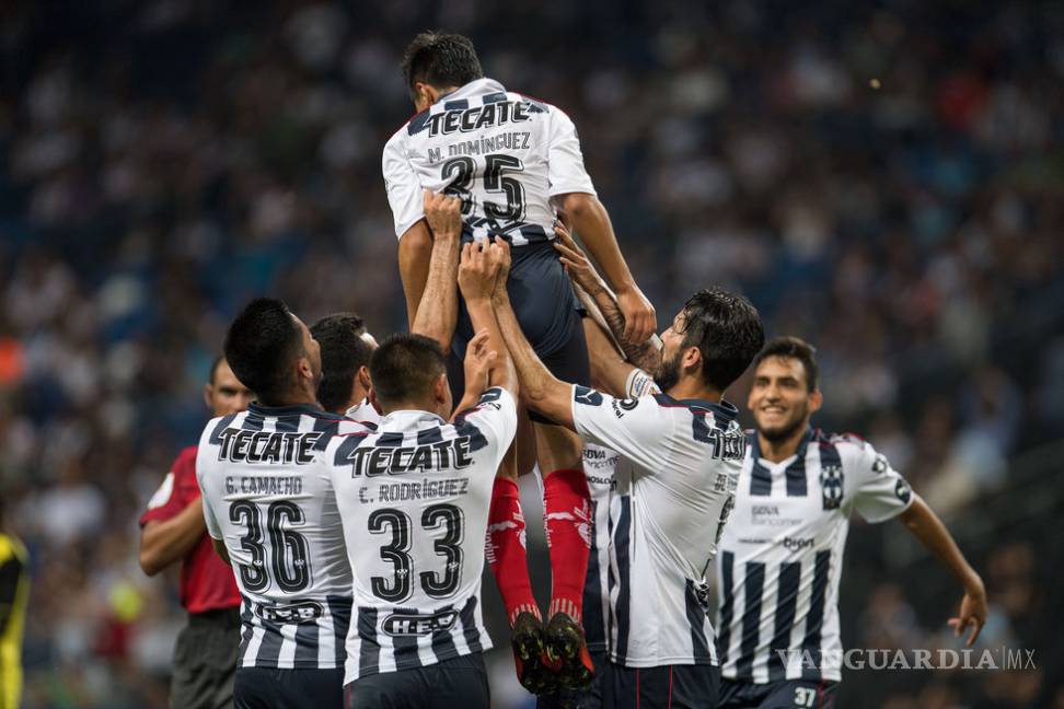 'Colocan' al saltillense Misael Domínguez en Cruz Azul