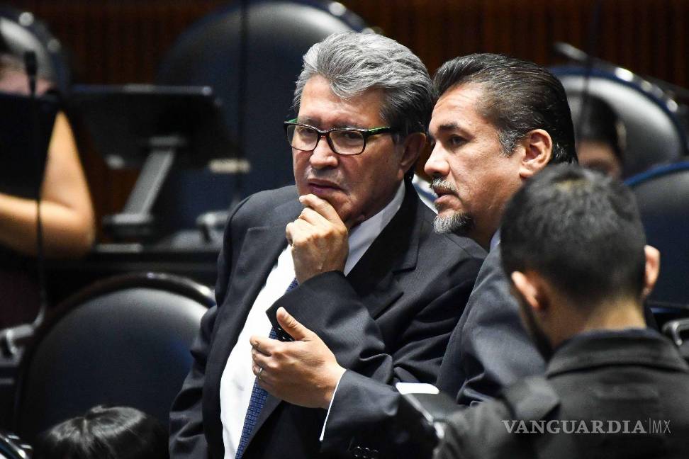 $!Ricardo Monreal ha pasado en el Poder Legislatio casi 30 de sus 38 años de trayectoria en altos cargos públicos en el país | Foto: Cuartoscuro