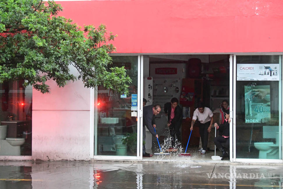 $!Desquician lluvias la Ciudad de México; emiten alerta naranja