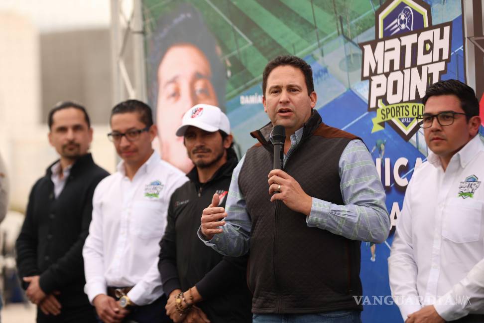 $!El evento marca el inicio de una iniciativa que busca fomentar el deporte y los valores en la niñez saltillense.