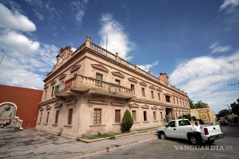 Denuncian el desvío de 24 mdp en Parras de la Fuente