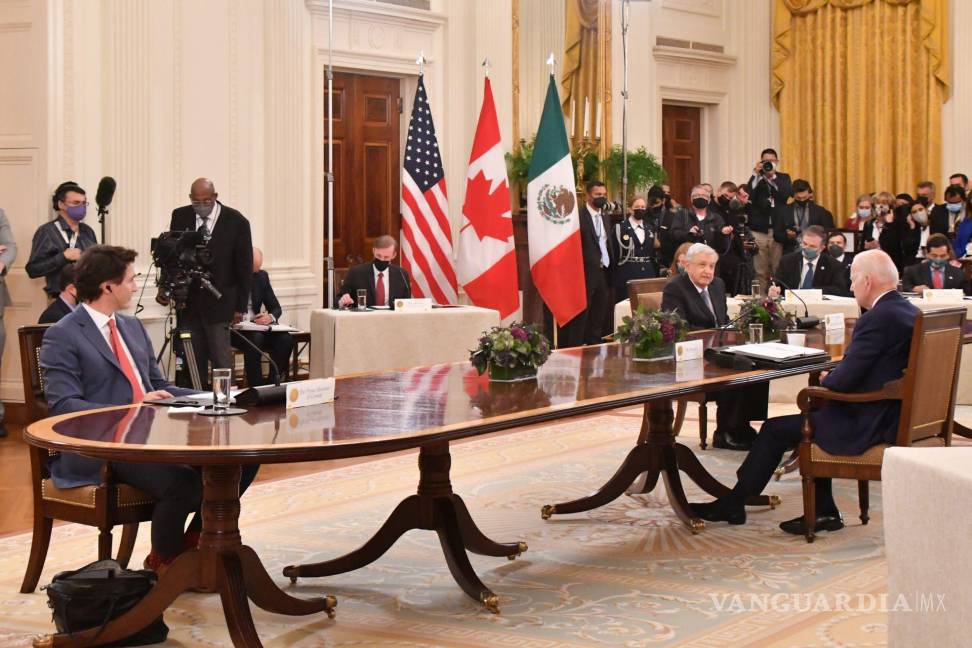 $!Justin Trudeau, primer ministro canadiense; Andrés Manuel López Obrador, Presidente de México, y Joe Biden, Presidente de Estados Unidos, sostuvieron un encuentro en la Casa Blanca. Cuartoscuro/Presidencia