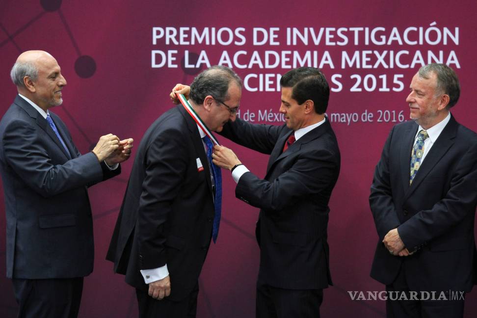 Peña Nieto anuncia estrategia para fortalecer ciencia y tecnología