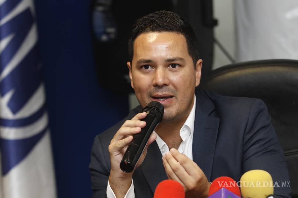 $!Gerardo Aguado fue desconocido como dirigente parlamentario del PAN, por tres de sus compañeros de partido.