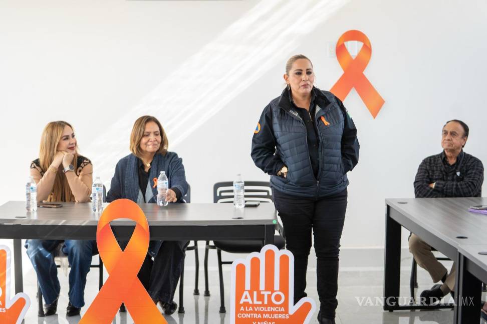 $!Durante el diálogo reconocieron la apertura del gobierno municipal para impulsar políticas de empoderamiento femenino.