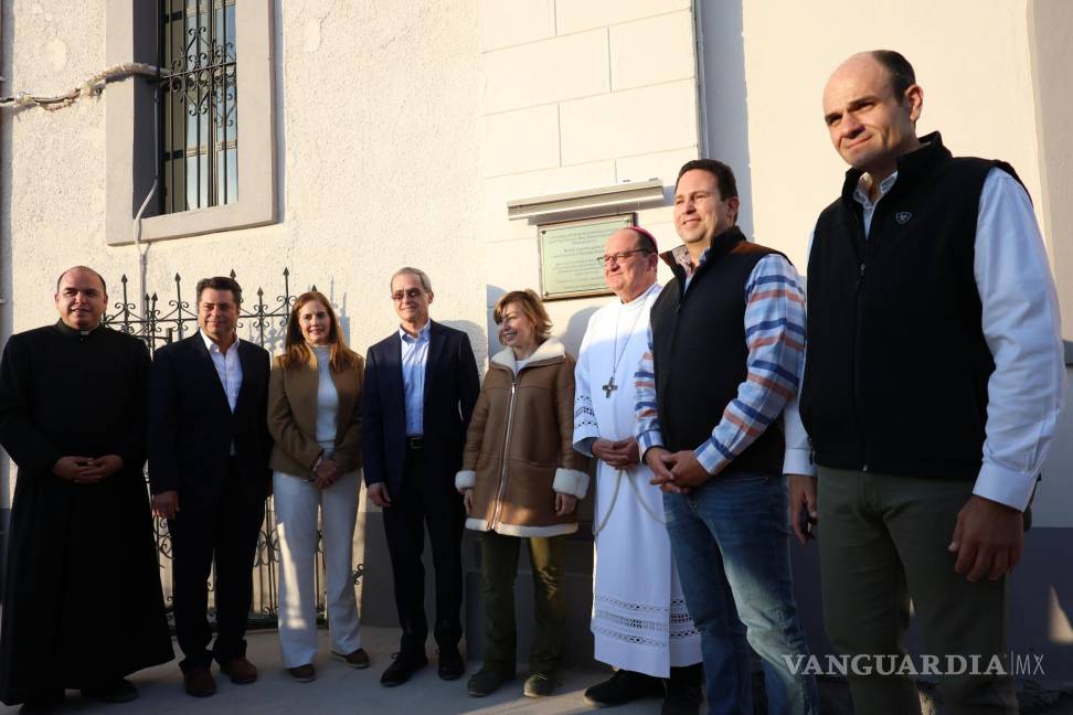 $!Autoridades y fieles se unieron en una emotiva ceremonia que destaca el legado de fe y servicio de la comunidad.