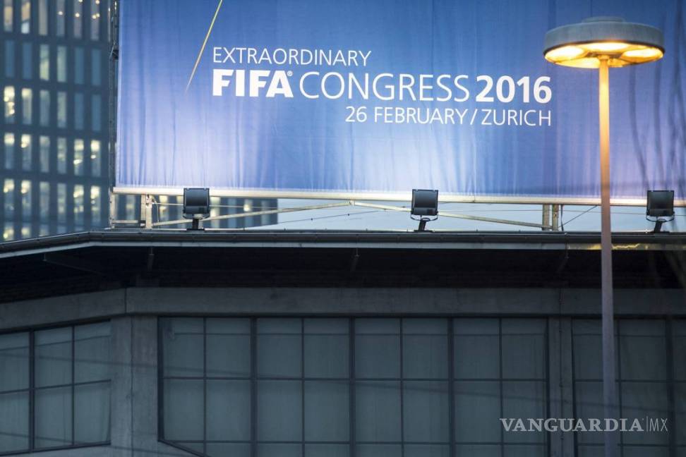 $!¿Cómo se gana la elección a presidente de la FIFA?