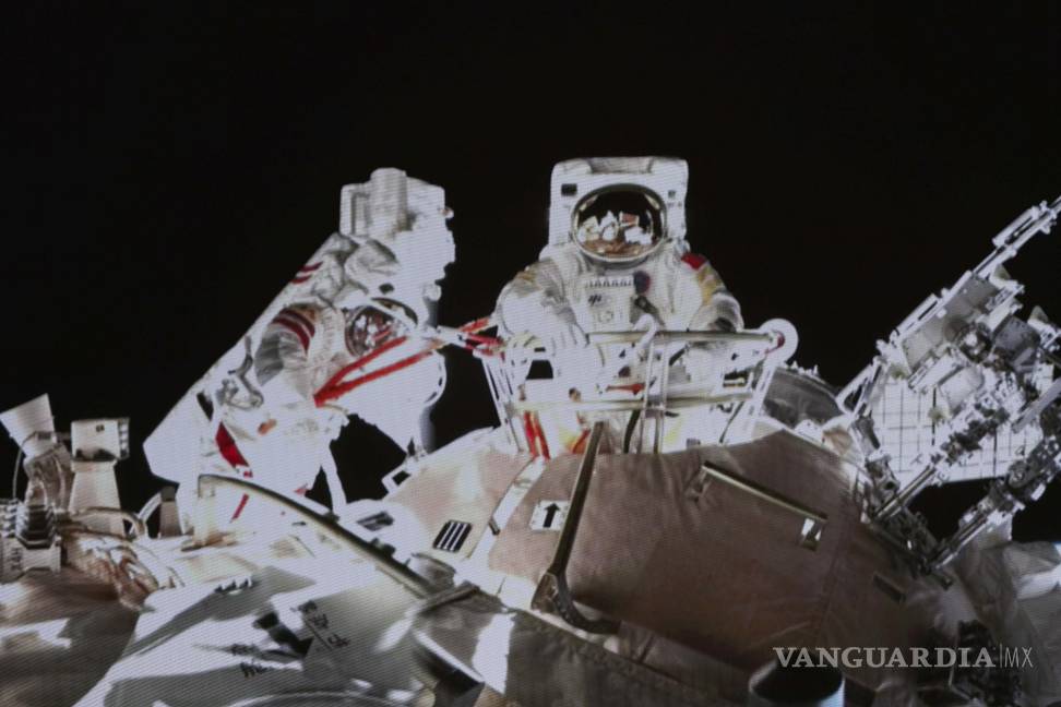 $!Wang Yaping se convirtió en la primera mujer china en realizar una caminata espacial como parte de una misión de seis meses a la estación espacial del país. AP/Guo Zhongzheng/Xinhua
