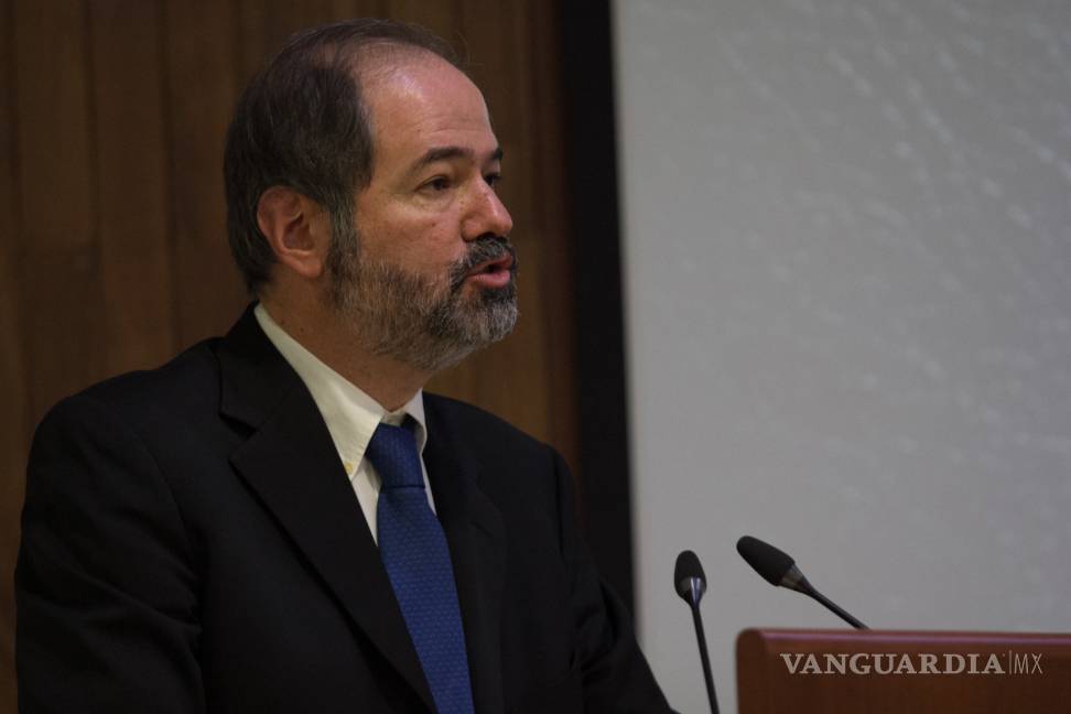 Juan Villoro es reconocido por la Federación de Gremios de Editores de España y recibe el Premio Liber 2019