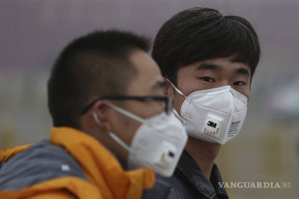 $!Pekín toma medidas contra alerta roja por densa nube de smog