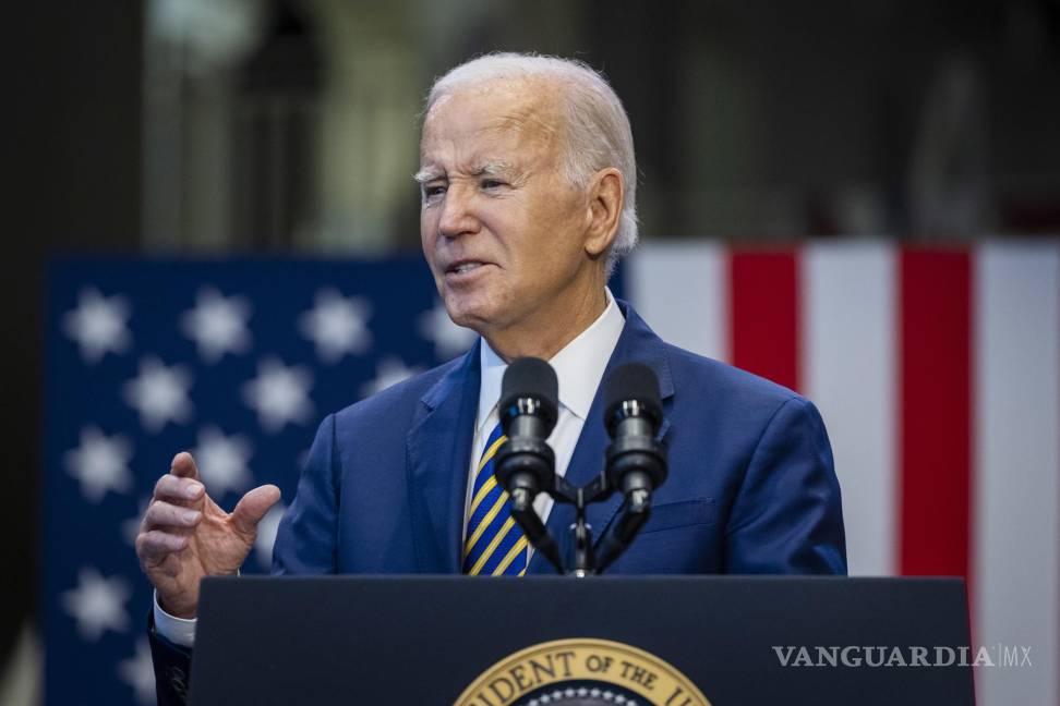 $!Joe Biden promociona los esfuerzos económicos de su administración, a los que se refiere como “Bidenomía”, en el Prince George’s Community College en Largo.