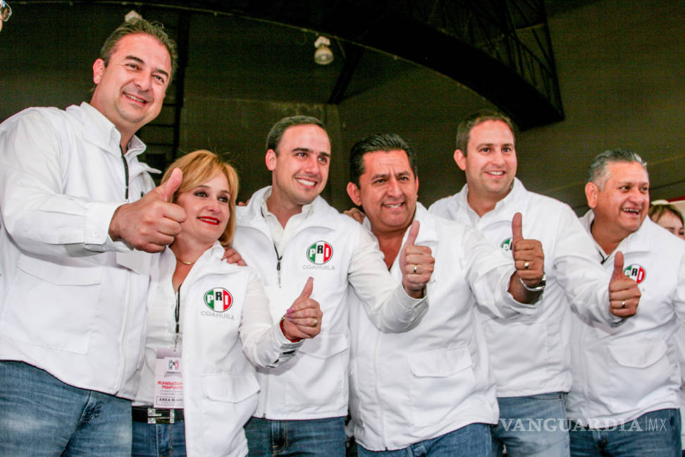 $!Toma protesta como candidato a gobernador por el PRI, Miguel Ángel Riquelme