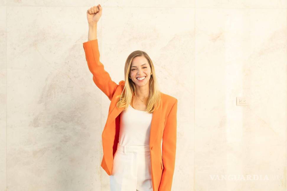 Mariana Rodríguez se proclama ganadora de la alcaldía de Monterrey