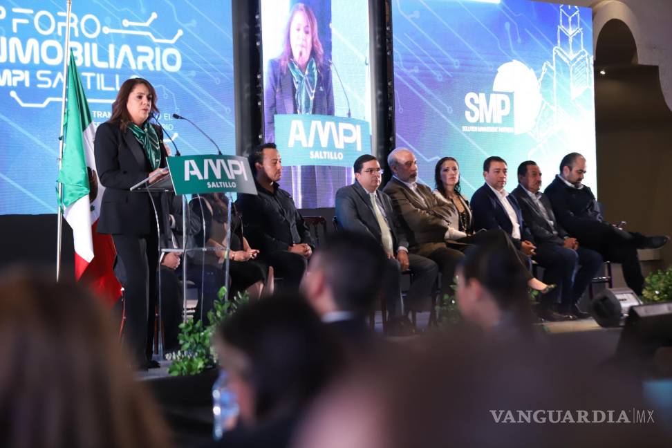 $!La presidenta de AMPI Saltillo, Eunice Sánchez Martínez, señaló los riesgos de realizar operaciones con agentes inmobiliarios que laboran en la informalidad.