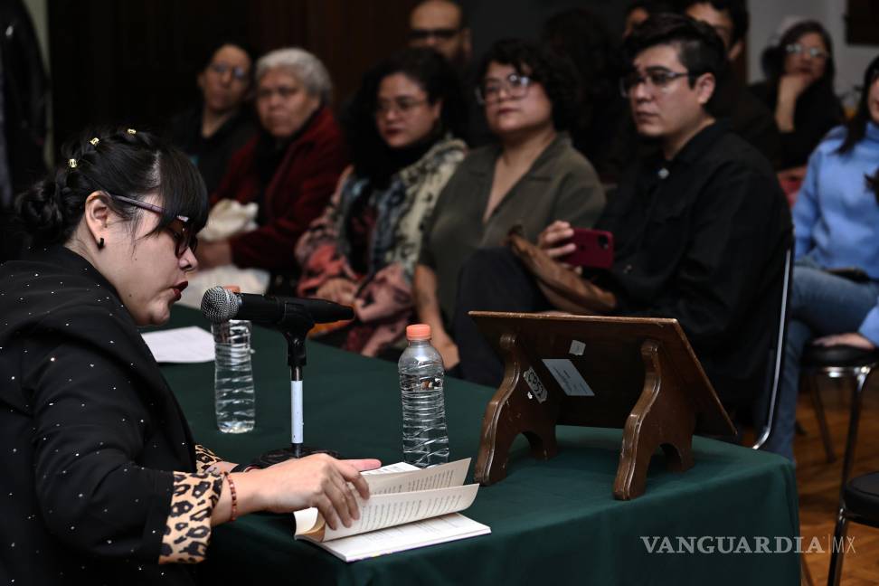 $!Las miniaturas de lo inmenso: Primavera López Colunga presenta su primer libro en Casa Purcell