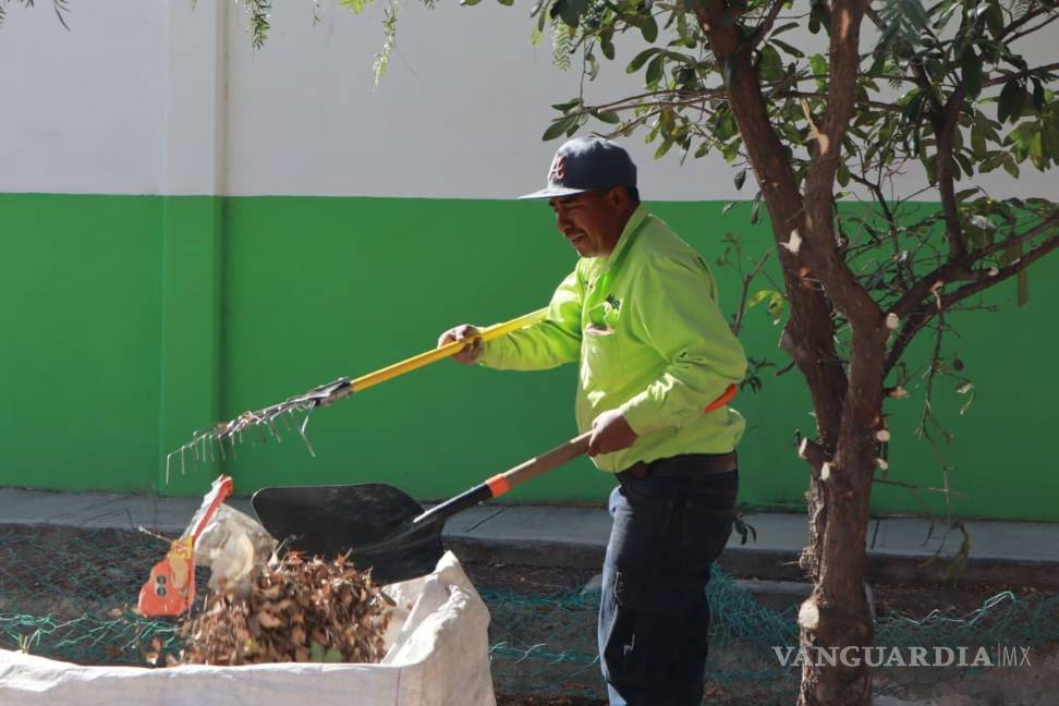 $!Se atienden espacios públicos para mantenerlos limpios, ordenados y seguros.