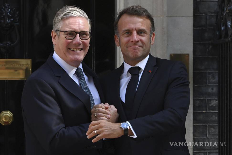 $!La semana pasada, el primer ministro británico KeirStarmer y el presidente francés, Emmanuel Macron, acordaron coordinar sus arsenales nucleares.