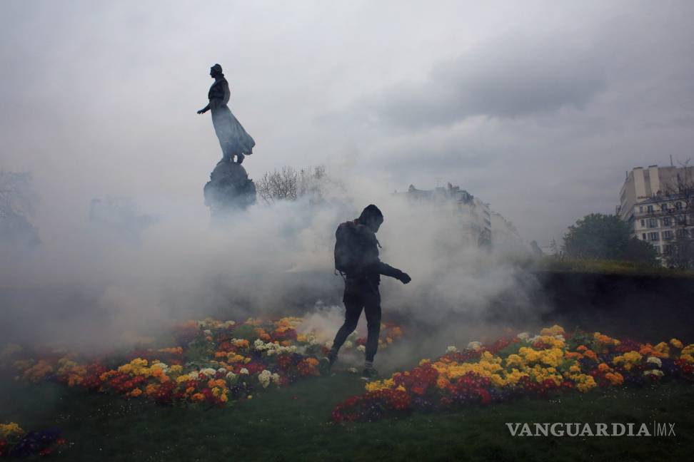 Protestan en Francia contra reformas laborales