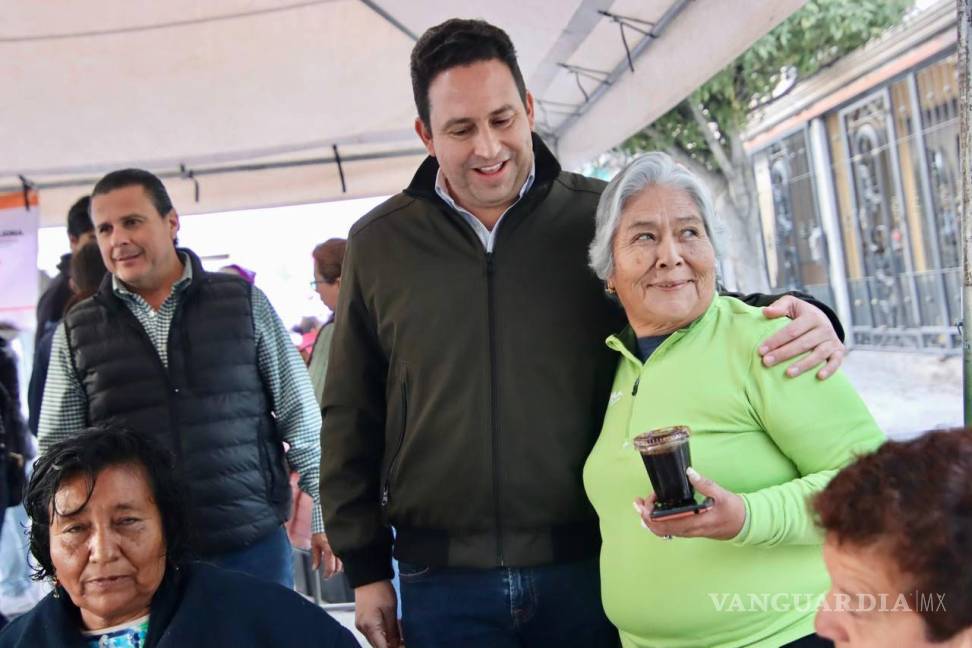 $!Los adultos mayores aprovecharon para checar su salud.